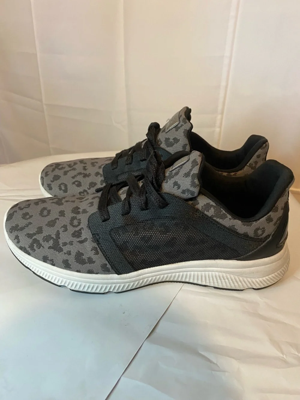 Women’s Avia Gray and Black Leopard Print Sneakers Size 10